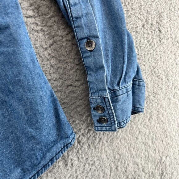 Torrid Top Chambray Taylor Medium Wash Denim Button-Down Shirt Sz 2X - Picture 9 of 13
